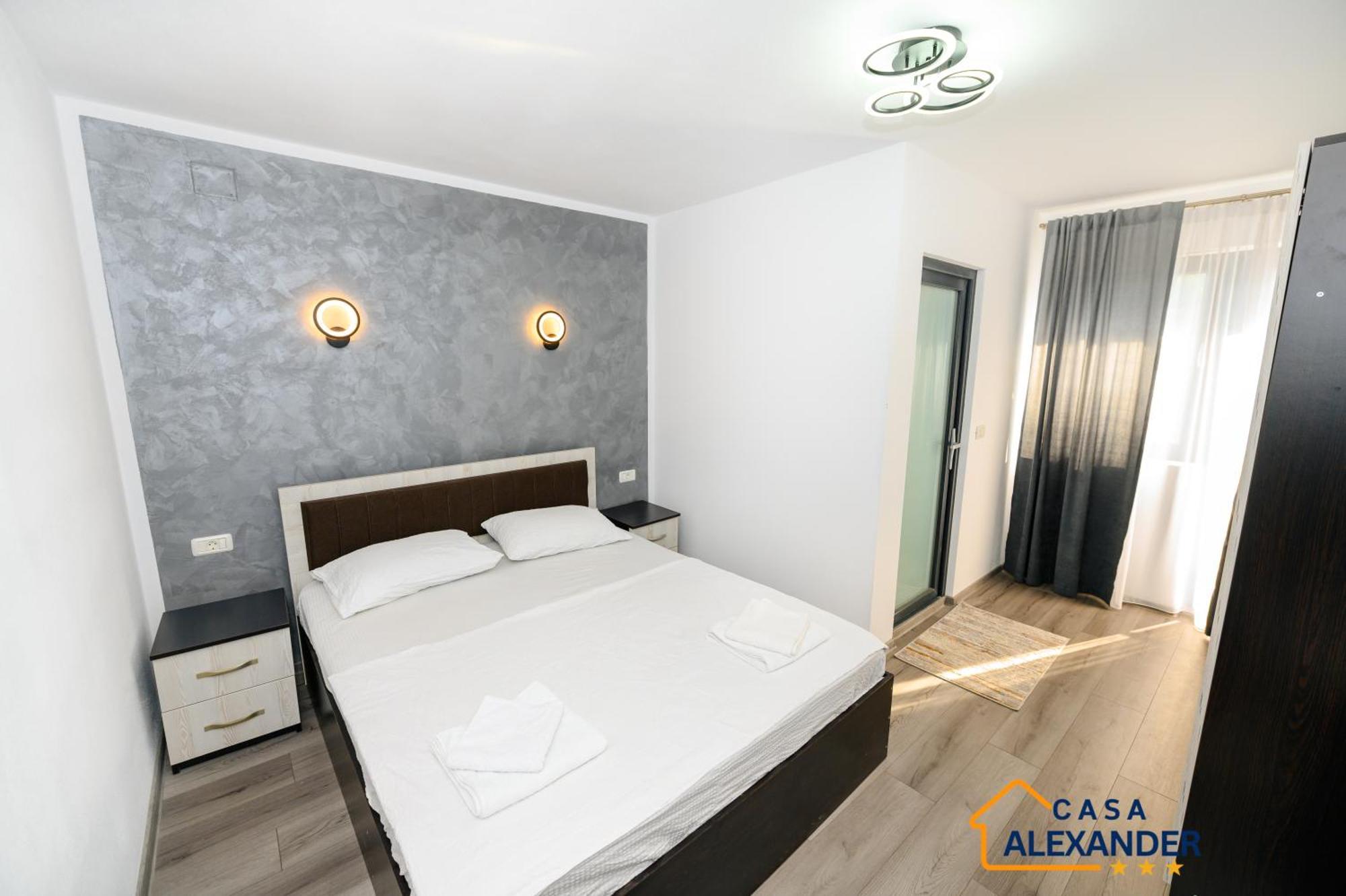 Casa Alexander Hotel คาลิมาเนช ภายนอก รูปภาพ