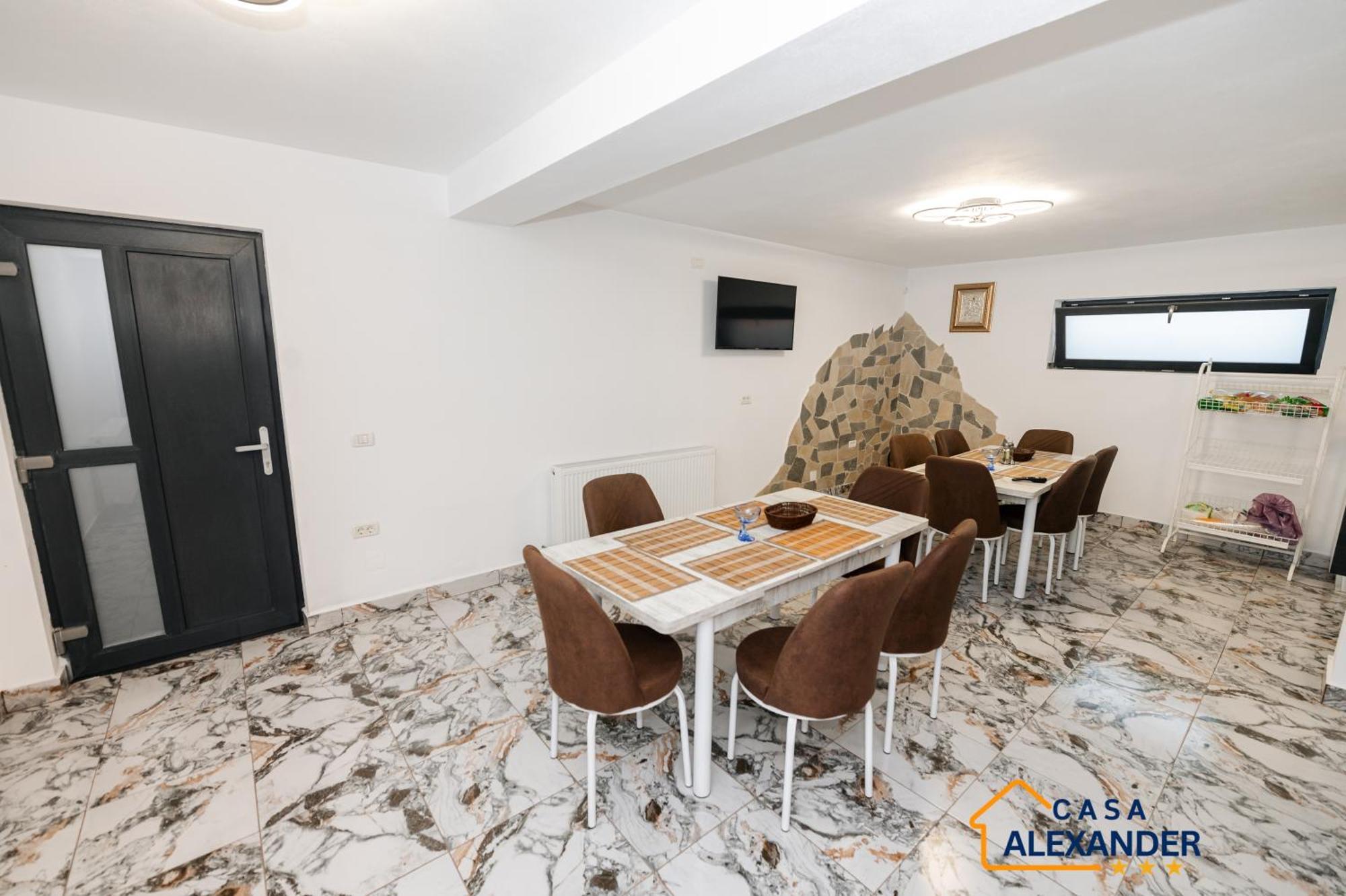 Casa Alexander Hotel คาลิมาเนช ภายนอก รูปภาพ