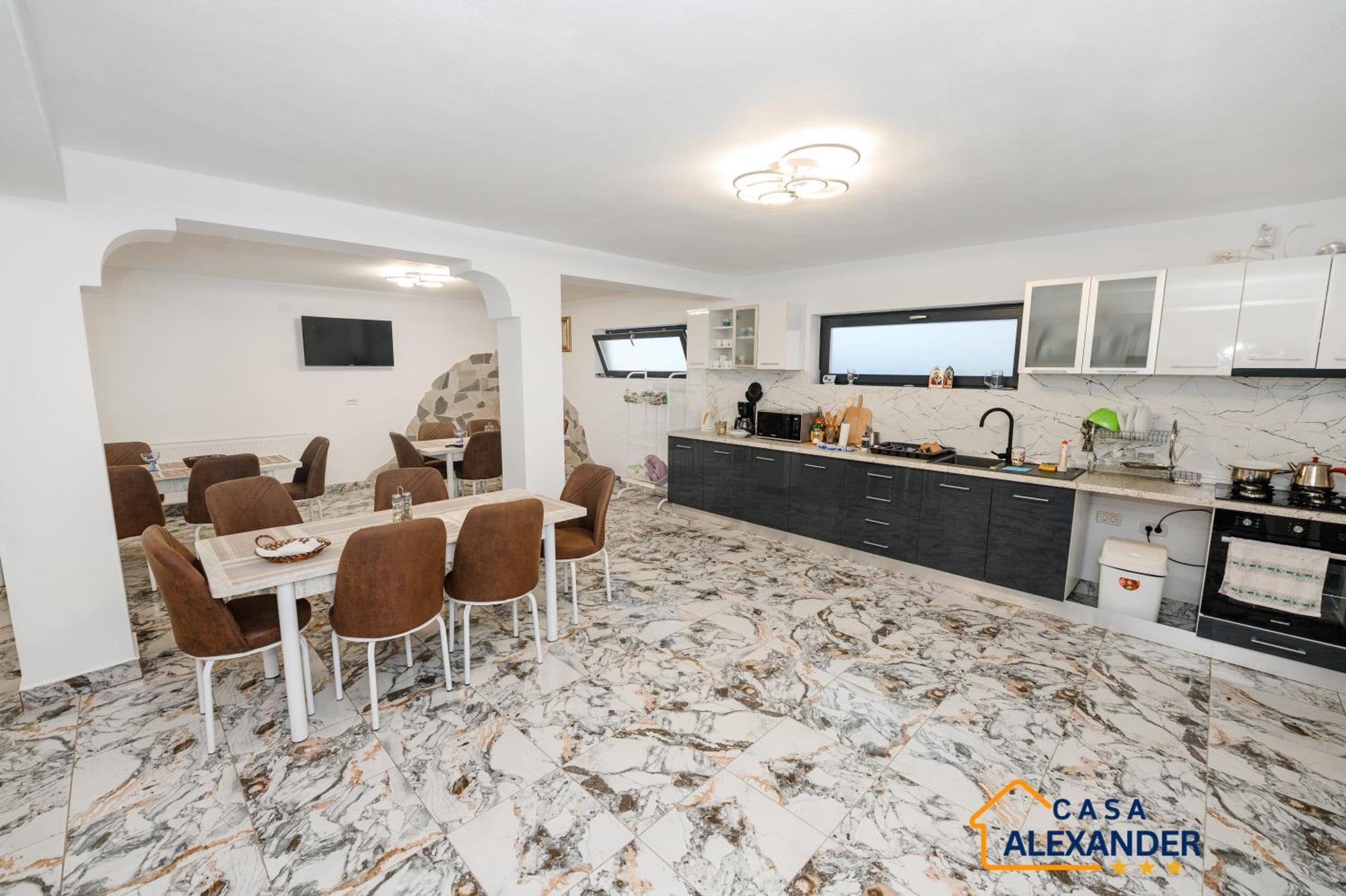 Casa Alexander Hotel คาลิมาเนช ภายนอก รูปภาพ